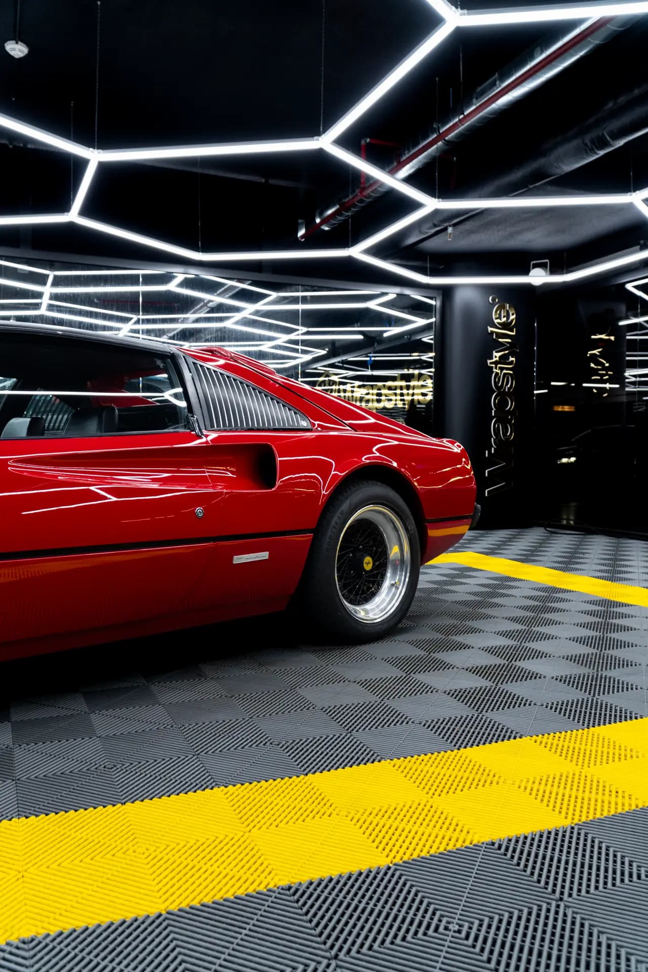 Ferrari renovace laku